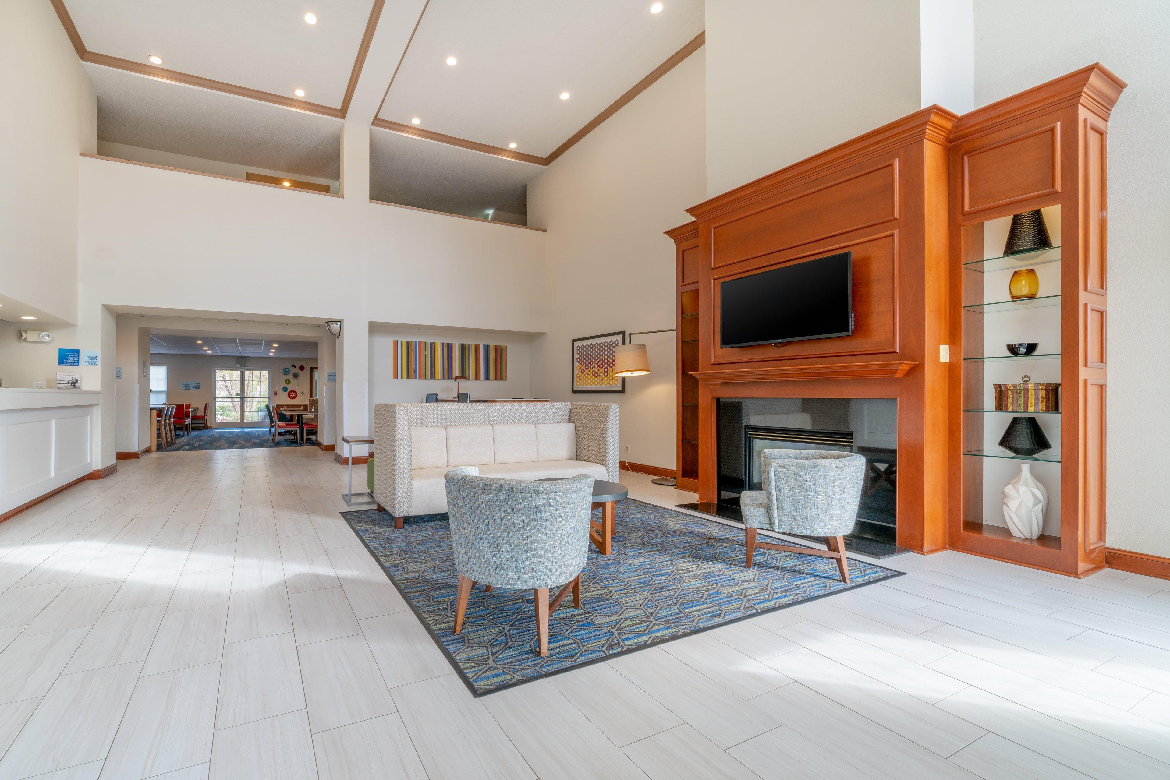 Holiday Inn Express Prince Frederick By Ihg Kültér fotó