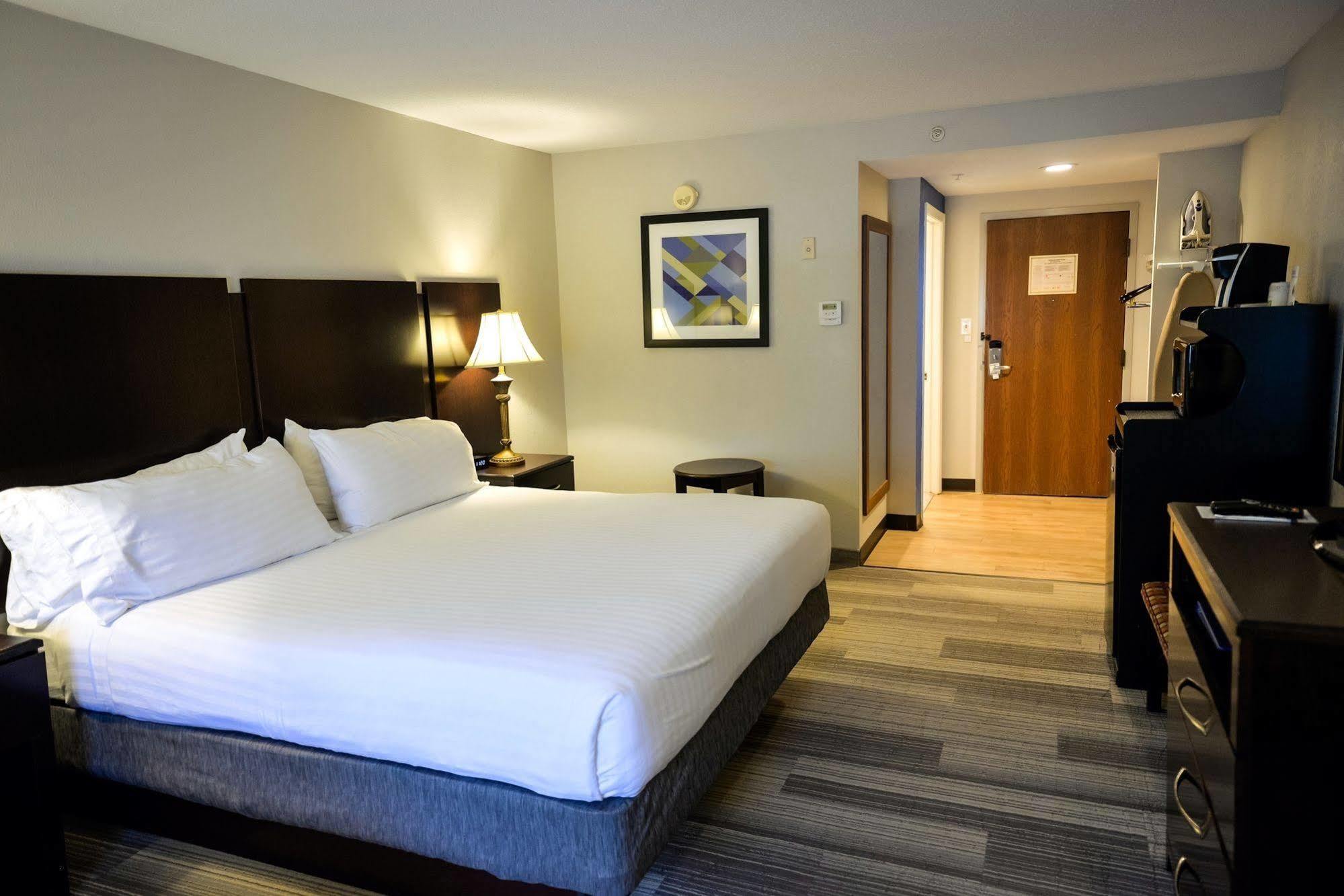 Holiday Inn Express Prince Frederick By Ihg Kültér fotó