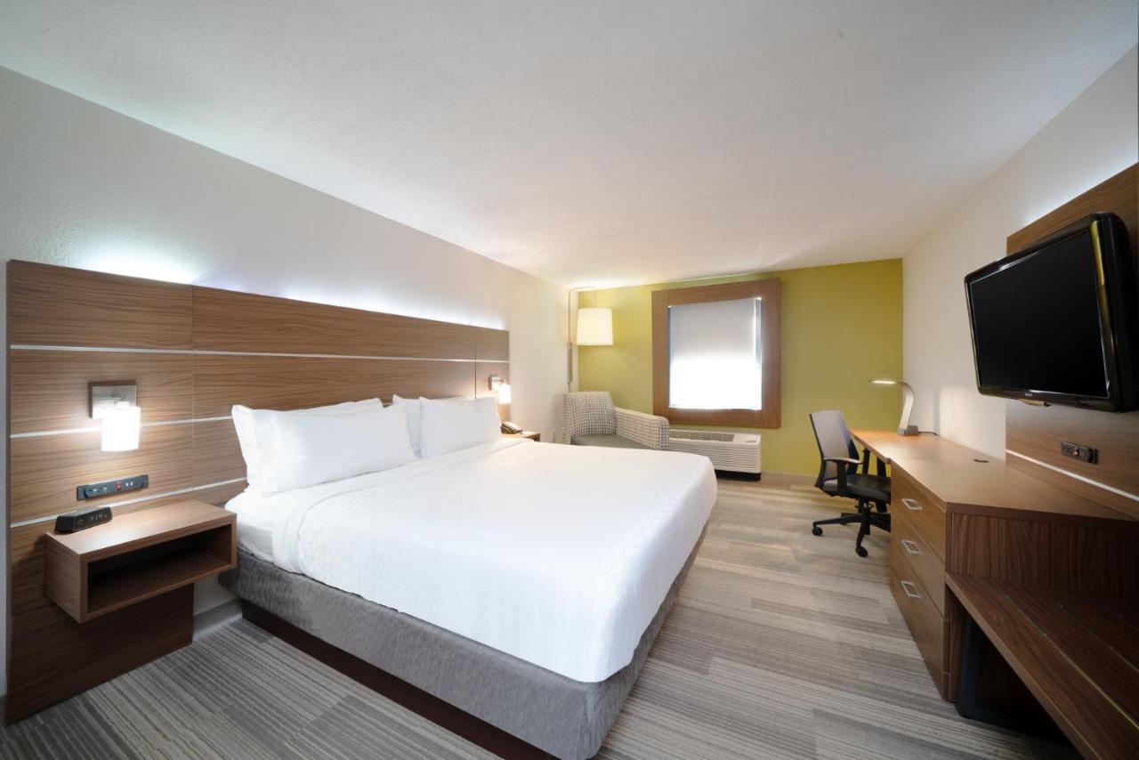 Holiday Inn Express Prince Frederick By Ihg Kültér fotó