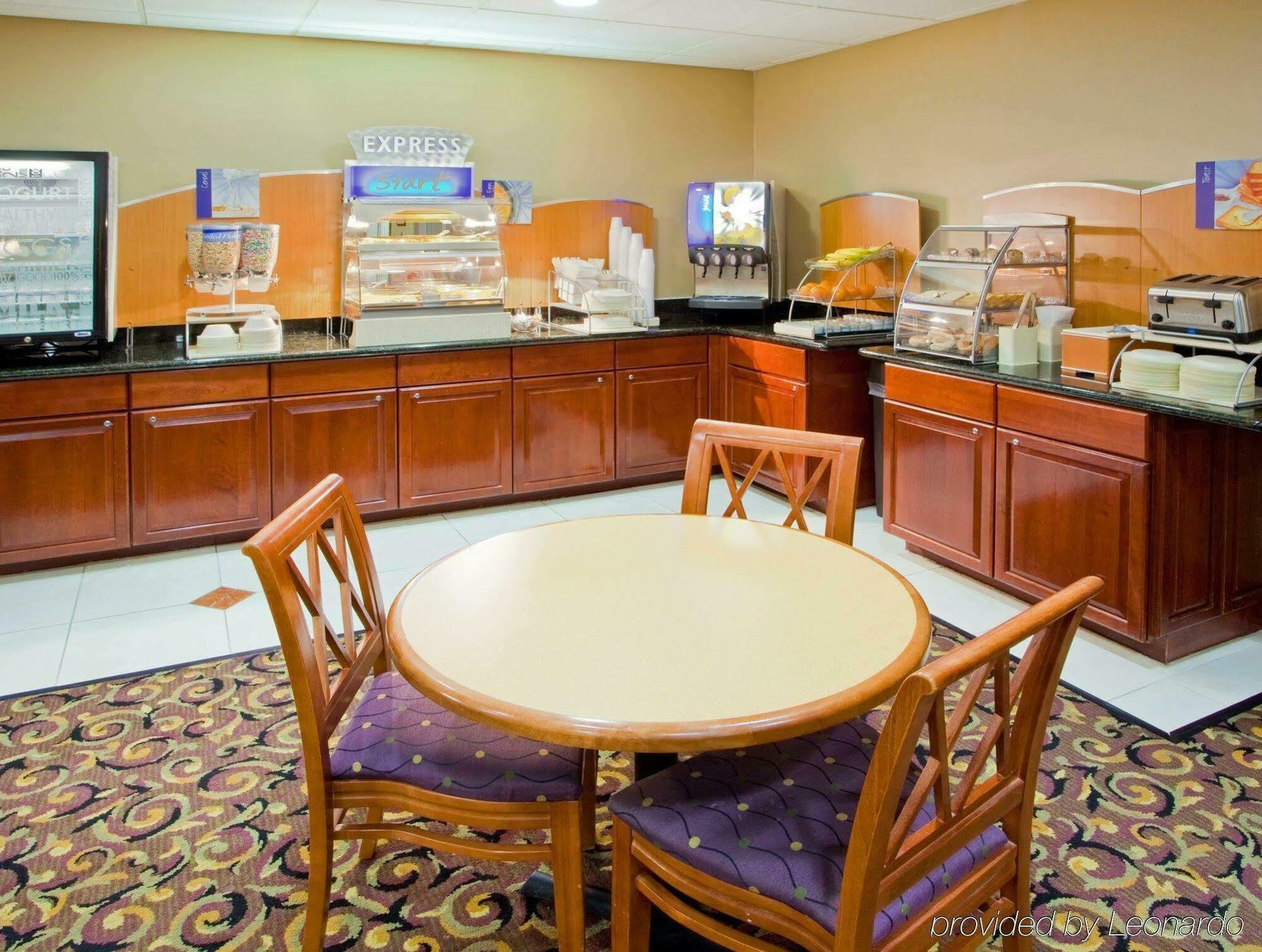 Holiday Inn Express Prince Frederick By Ihg Kültér fotó
